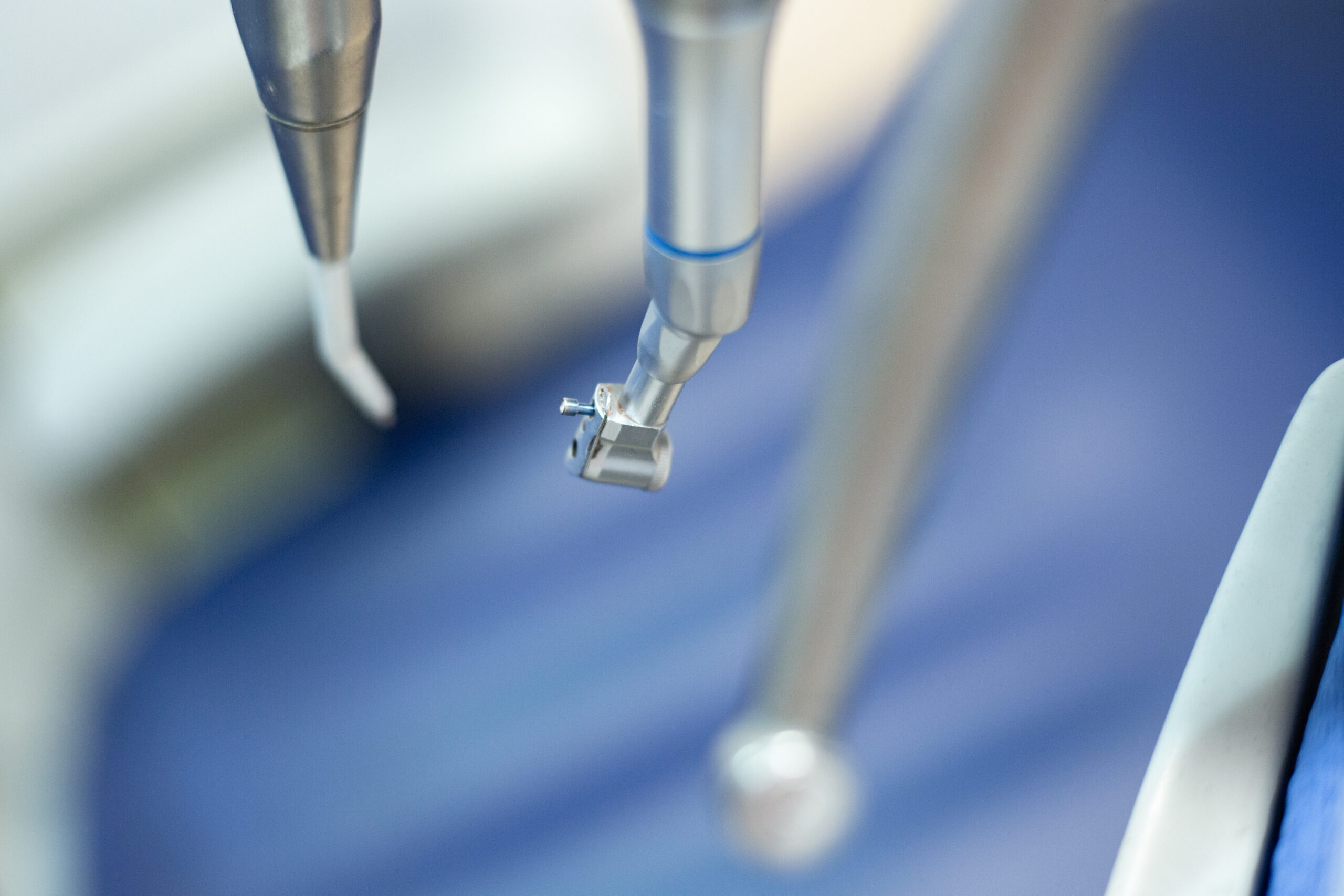 Utensilios dentales en la clínica dental Puchol