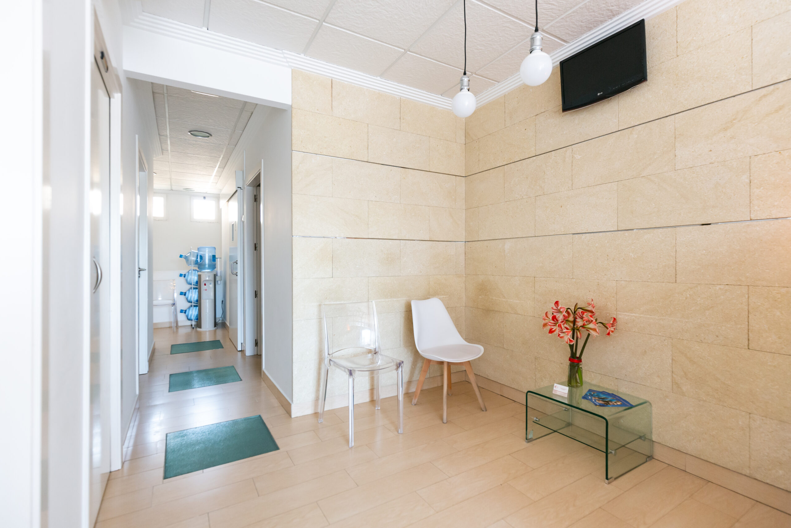 Sala de espera de la clínica dental Puchol